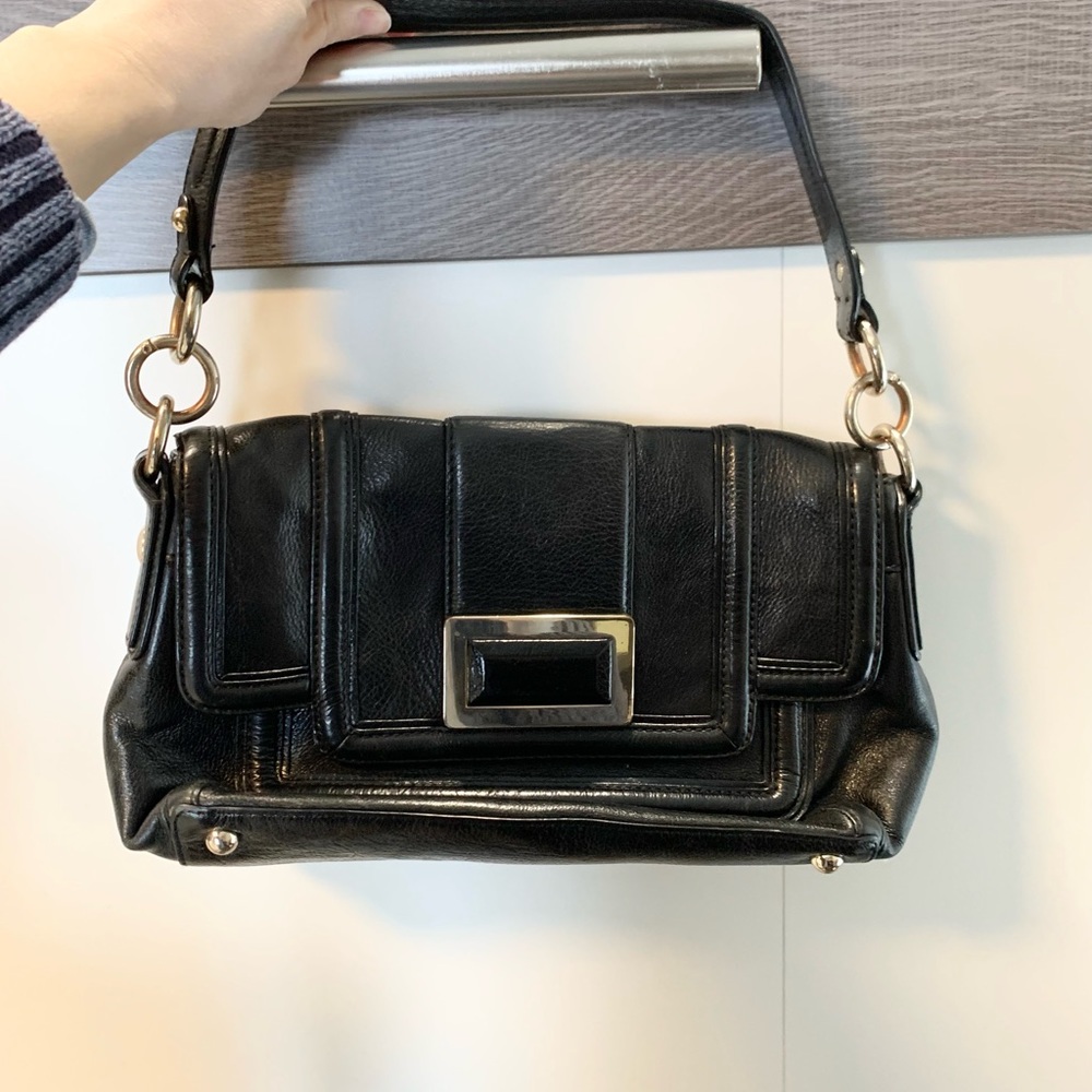 Banana Republic - Leather Purse - Magnetic Clasp